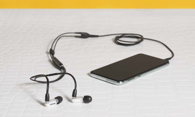 Así es la gama de auriculares y micrófonos Shure para audiófilos y podcasters