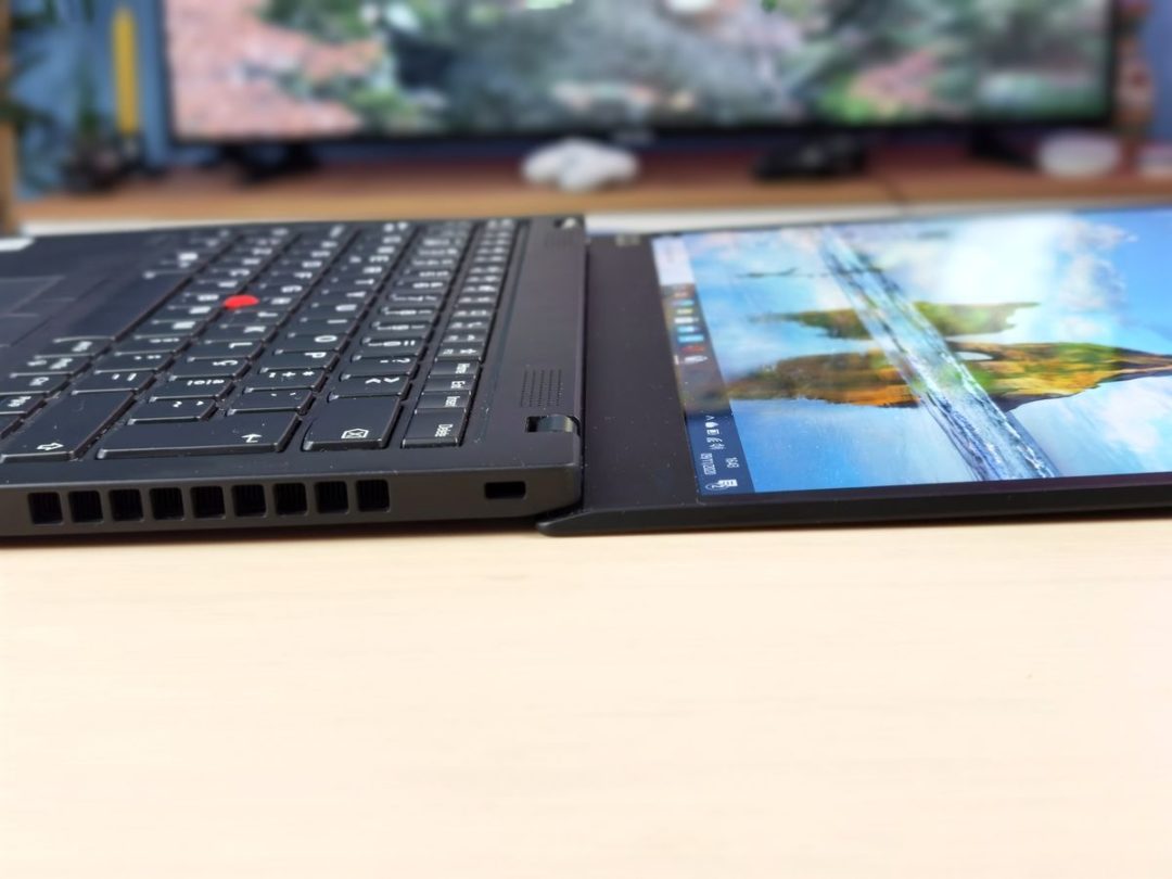 Recensione Del Lenovo ThinkPad X1 Carbon 9th Gen: Memoria Quad-channel E Corpo Ultracompatto | Italia - Foto 9