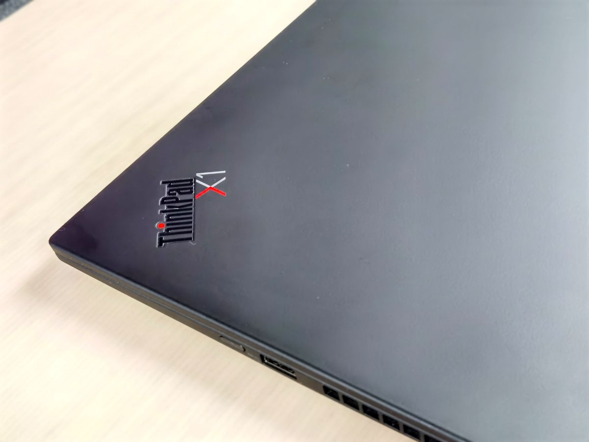 Mi experiencia con el portátil Lenovo ThinkPad X1 Carbon 8ª Gen 8 Lenovo-thinkpad-x1-carbon-8-gen-32