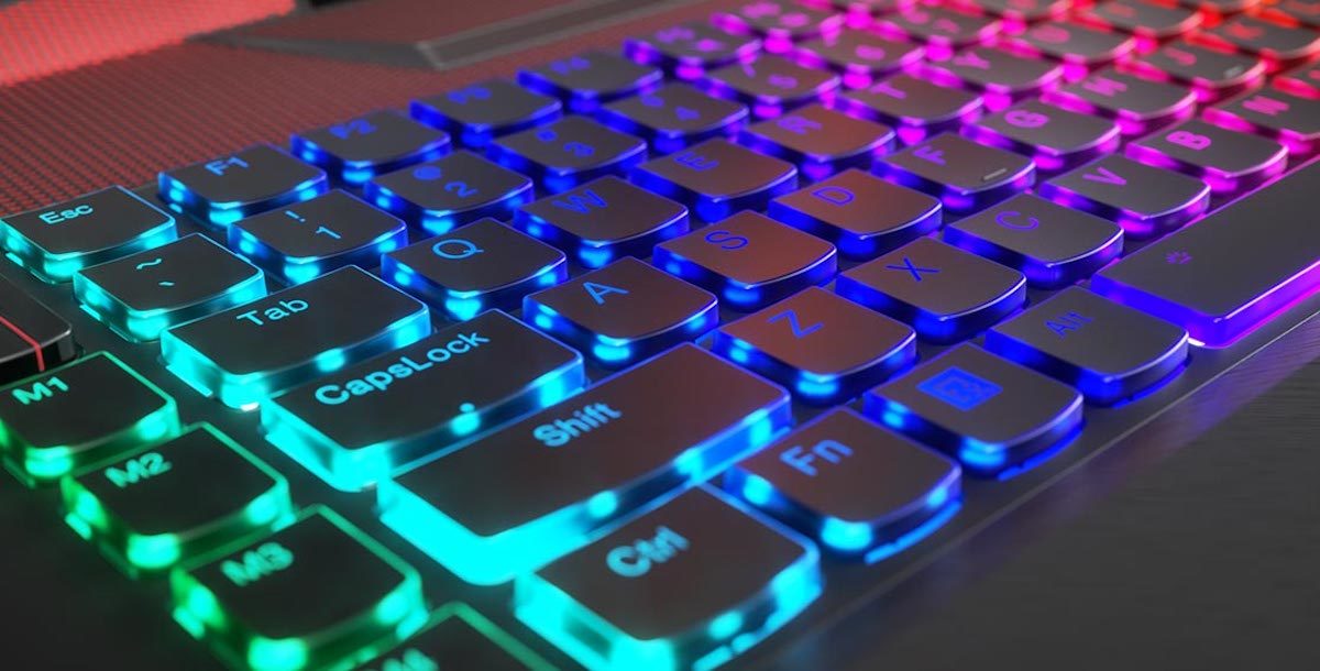 5 portátiles gaming de Lenovo con teclado retroiluminado RGB 1