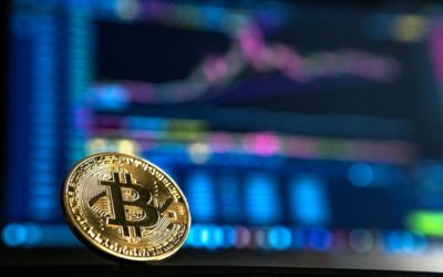 ¿Merece la pena invertir en bitcoin en 2021? Pros y contras