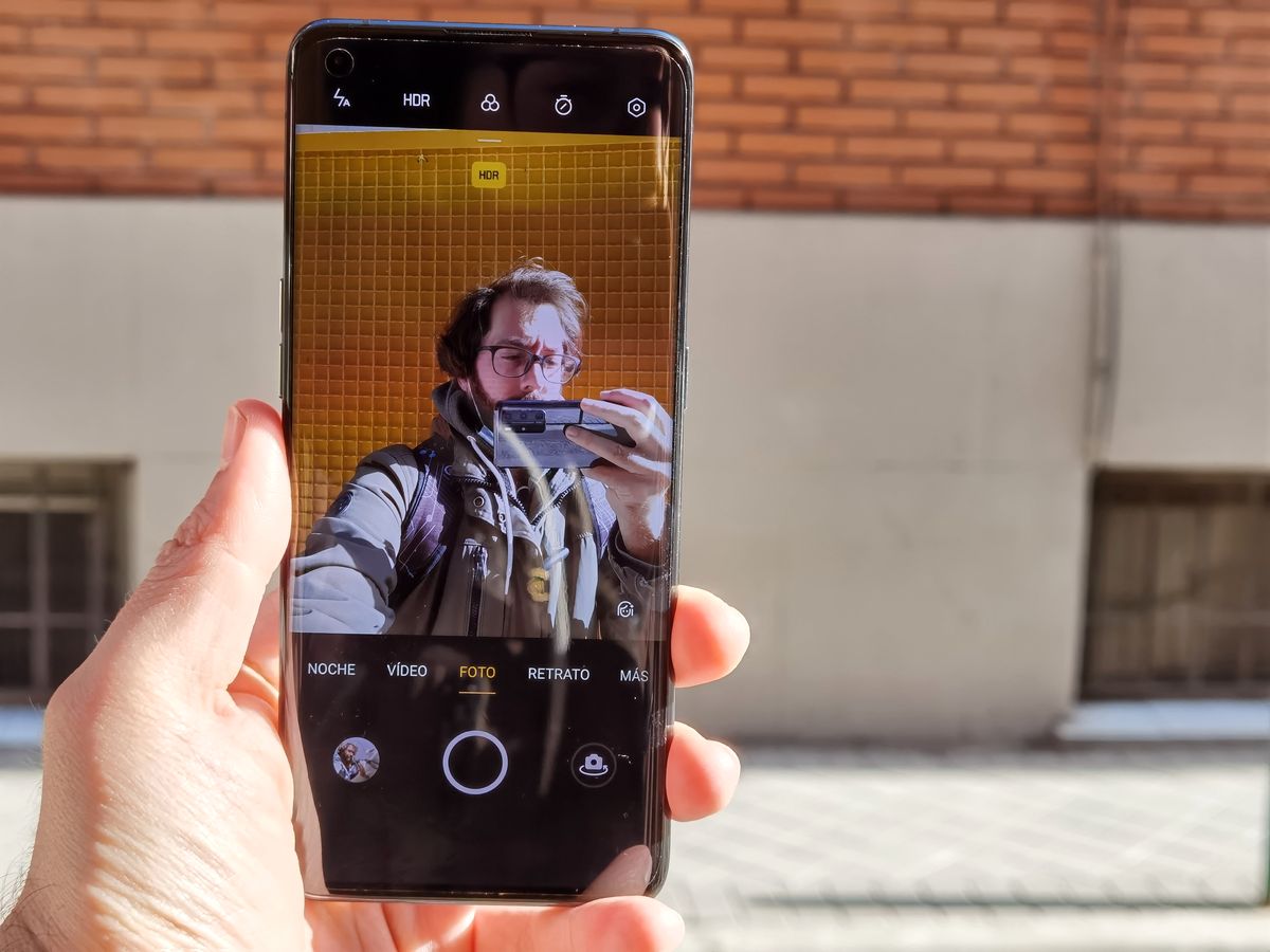 cámara para selfies del OPPO Find X3 Pro