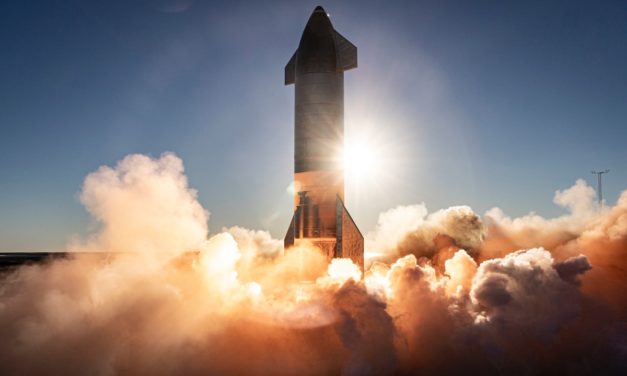El youtuber que se grabó colándose hasta un cohete de SpaceX