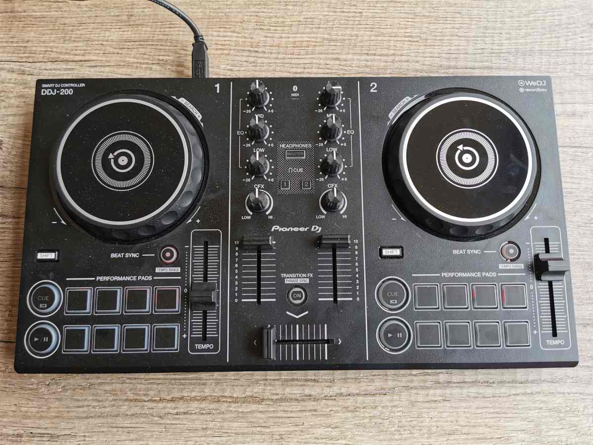 pioneer-ddj-200-foto6