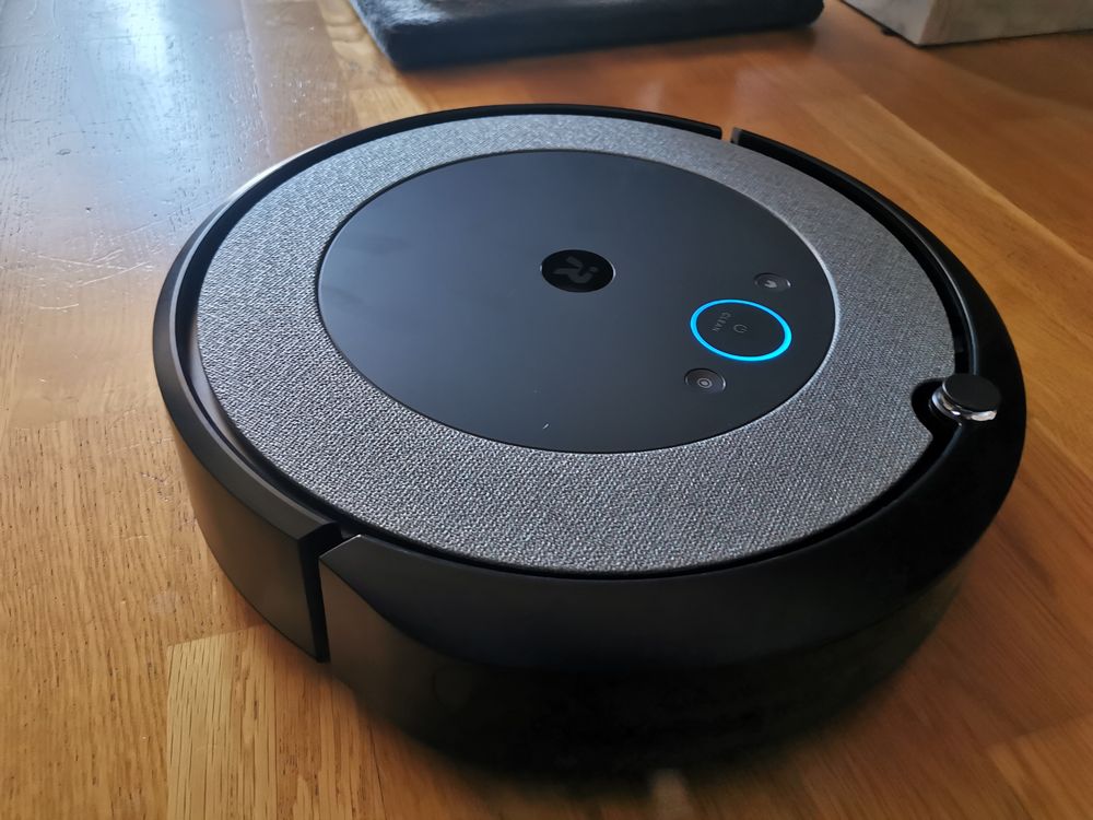 Mi experiencia con la Roomba i3+ con base para vaciar la suciedad automáticamente 2