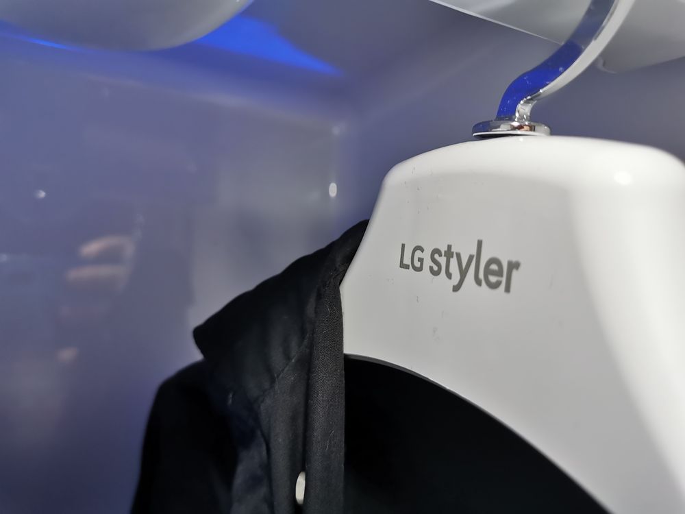 LG Vapor Cleaner Styler 7