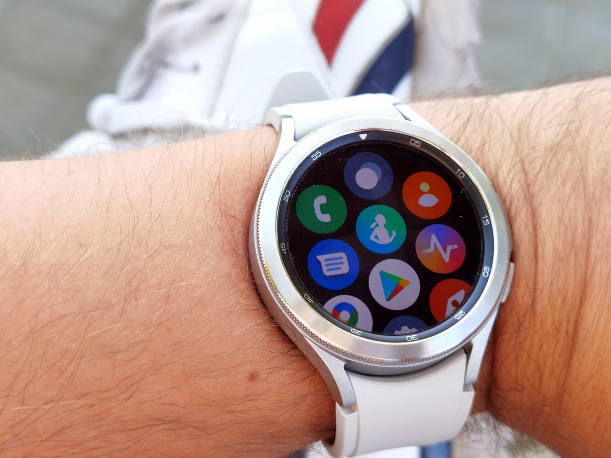 samsung-galaxy-watch4-classic-1