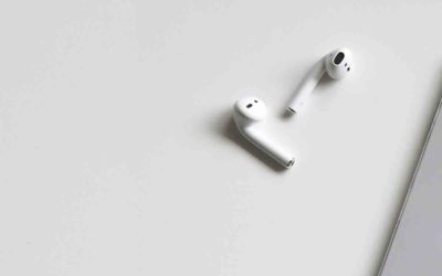 La historia de la tiktoker que se comió un AirPod pensando que era Ibuprofeno