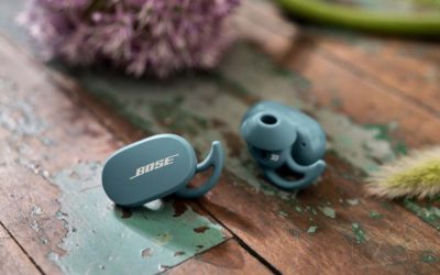 Así son los nuevos auriculares con cancelación de ruido Bose QuietComfort Earbuds blue stone