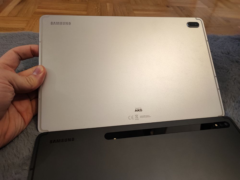 Samsung Galaxy Tab S7 FE vs Tab S7 Plus 4