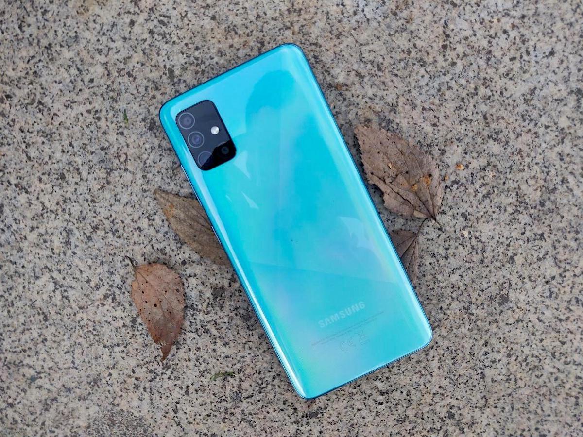 ¿Cuánto cuesta reparar la pantalla de un móvil Samsung en 2022?