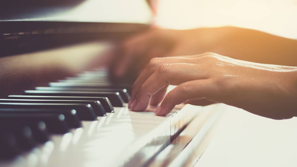 Oh querido préstamo ego ▷ Las mejores webs y canales de YouTube para aprender a tocar el piano  desde cero gratis