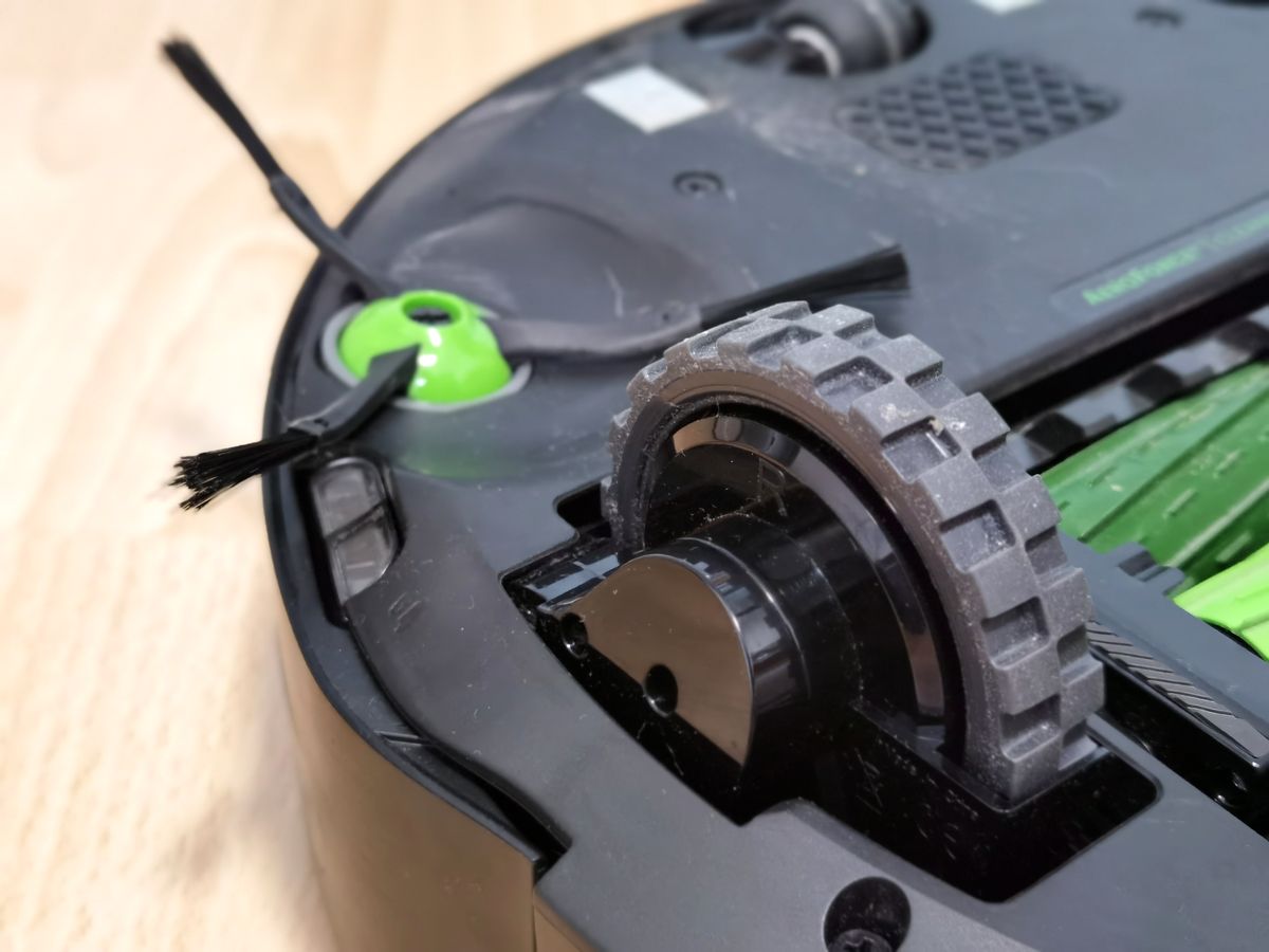 irobot-roomba-j7-9