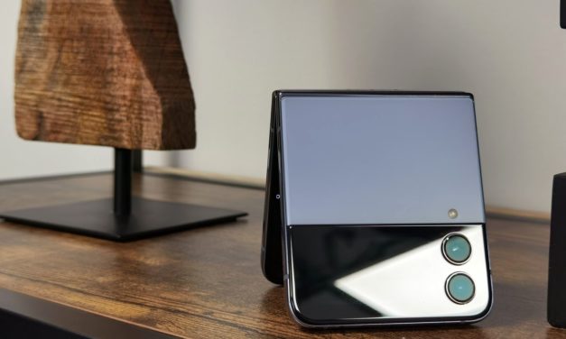 Samsung Galaxy Z Flip4, más compacto, con más funciones y con mejores fotos