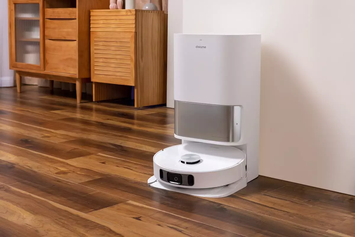 Nueve trucos para limpiar el suelo de casa con un robot aspirador que  también friega