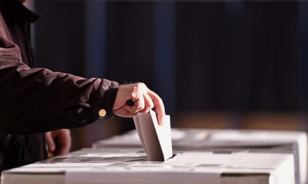 Dónde ver online el programa electoral de los partidos para las elecciones de la Comunidad de Madrid, Móstoles o Alcalá