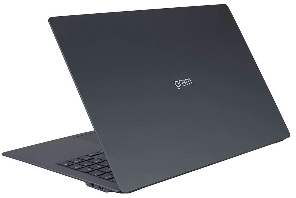 LG gram Superslim, un portátil tan ligero que parece una maqueta 5 LG gram Superslim 3
