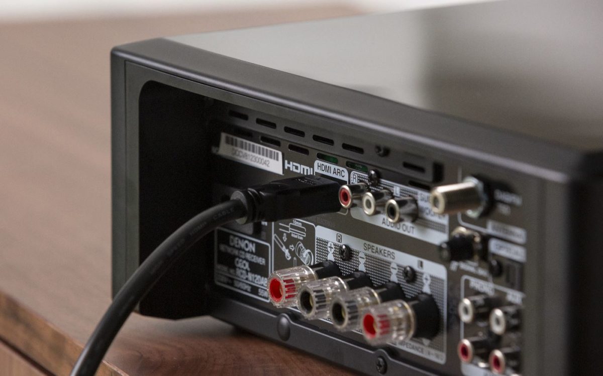 Denon CEOL RCD-N12 DAB, un sistema de sonido todo en uno compacto y potente con conexión HDMI ARC 2