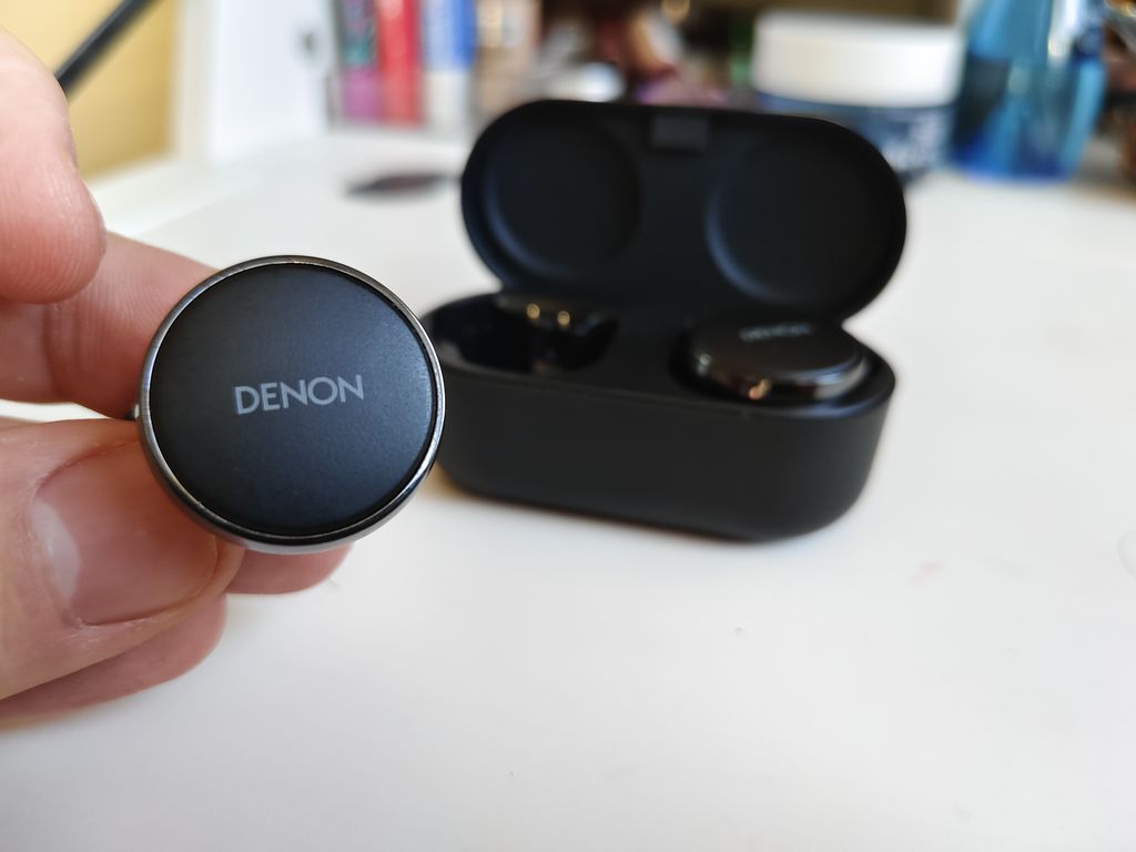 Denon PerL Pro 9