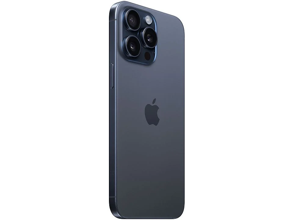 iPhone 15 Pro Max, el móvil premium de Apple abraza el titanio, un nuevo procesador y el USB-C 9