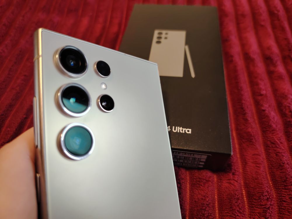 Samsung Galaxy S24 0012