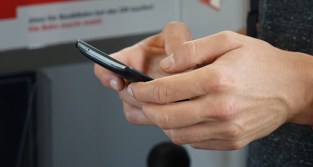 661564127, el mensaje de la DGT que muchos usuarios tachan como «estafa»