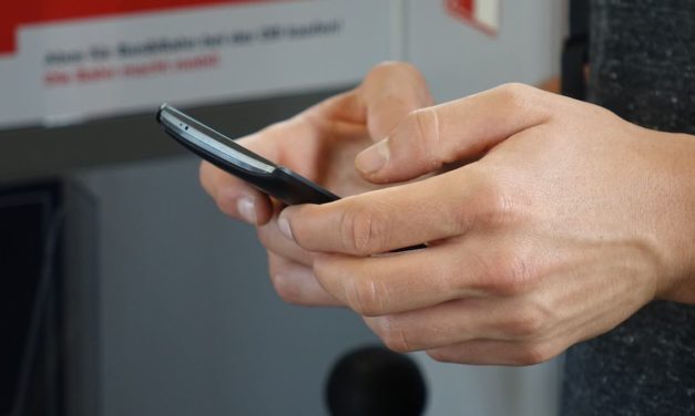 661564127, el mensaje de la DGT que muchos usuarios tachan como «estafa»