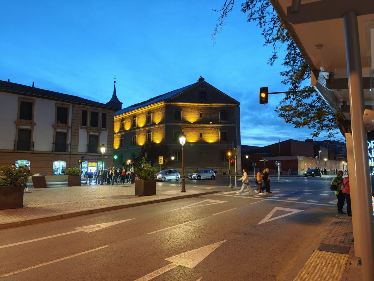 Así han sido mis primeras 48 horas con el Xiaomi 14 Ultra en las manos 6 Cámara Xiaomi 14 Ultra - Foto nocturna