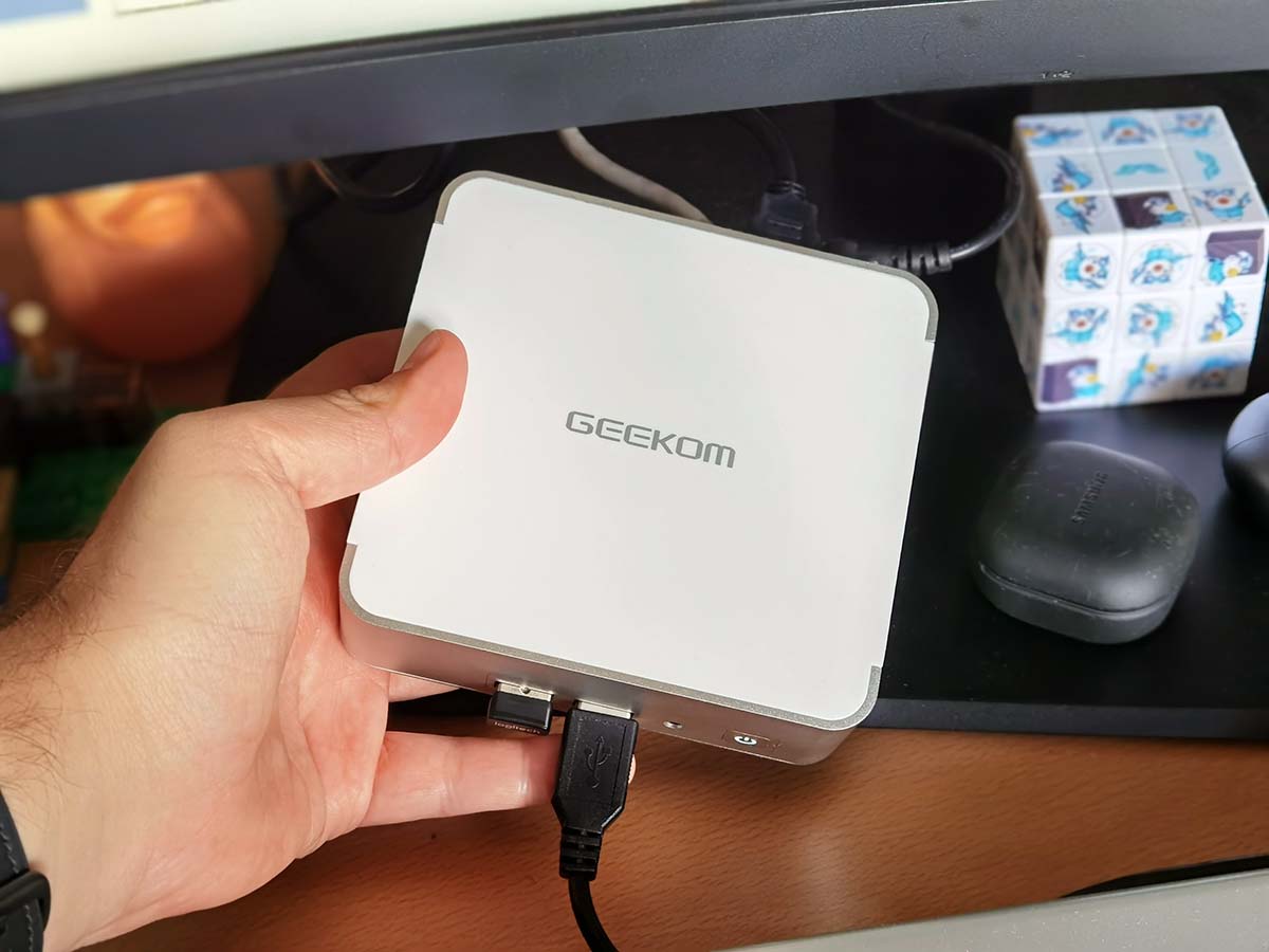 Mi experiencia con el mini PC Geekom XT12 Pro tras 15 días de uso 2 geekom-xt12-pro-017