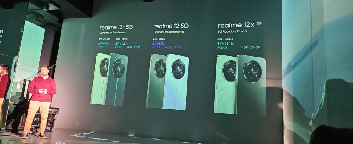 Álvaro Membrillera (realme) durante la presentación de la serie realme 12 5G