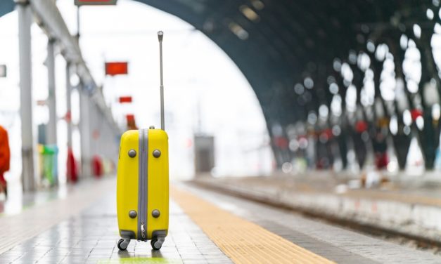 Cómo solicitar el programa Verano Joven 2024 para conseguir descuentos en viajes de tren y autobús