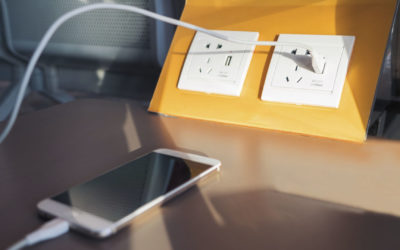 ¿Es seguro utilizar un enchufe USB público para cargar el móvil? Te cuento mi experiencia