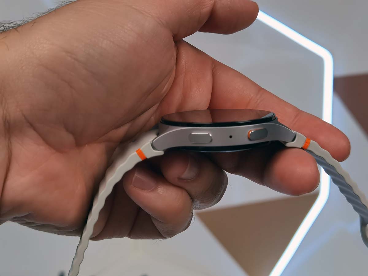 Así son los nuevos Samsung Galaxy Z Flip6 y Galaxy Fold6: más compactos y con más IA 25 N4027