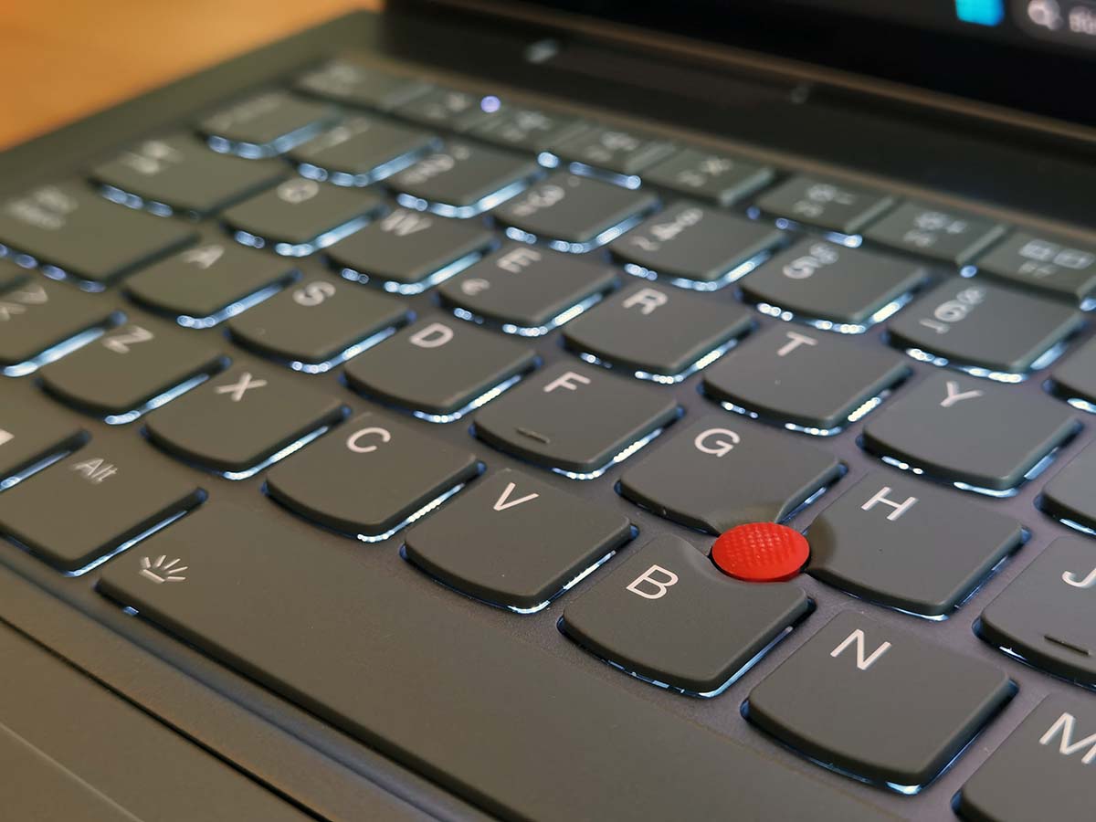 Lenovo ThinkPad X1 2 en 1 Gen 9: portátil y tableta todo en uno con pantalla OLED y cargado de potencia 20 Mi experiencia con el portátil 2 en 1 Lenovo ThinkPad X1 de 2024 tras un mes de uso 20