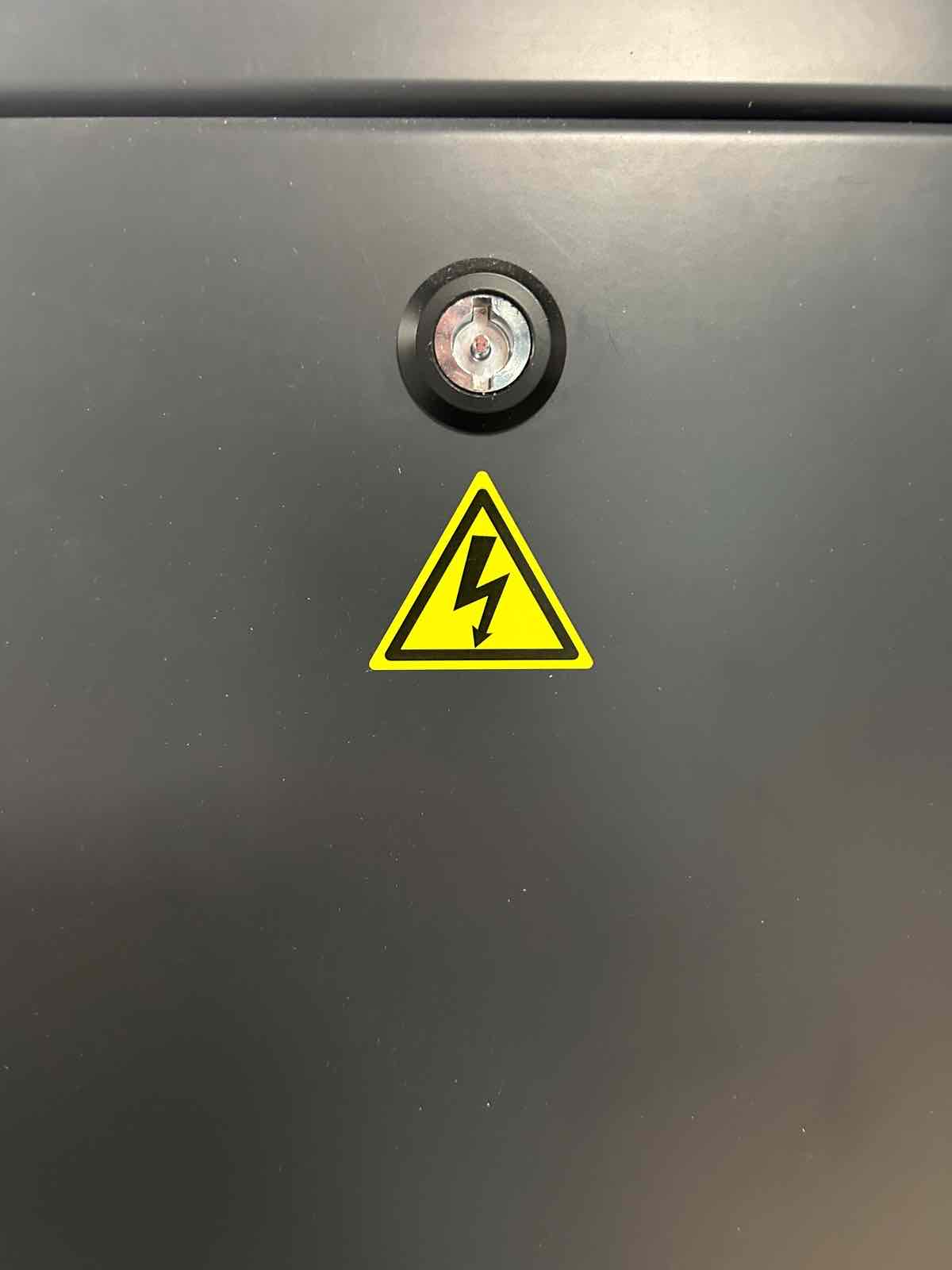 Brother Safety, una nueva gama de consumibles de etiquetado con mayor resistencia y versatilidad 3 Etiqueta de peligro 2