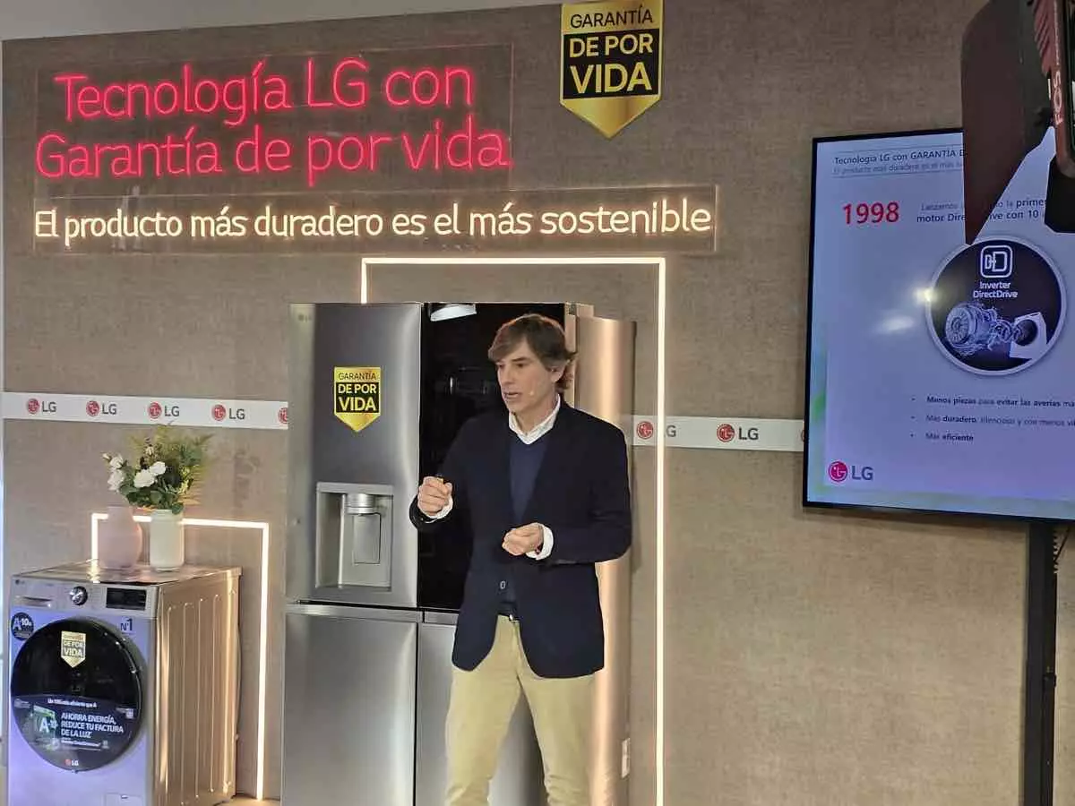 LG DualCool, un aire acondicionado con sensor de personas para ajustar el flujo y la velocidad del aire 1