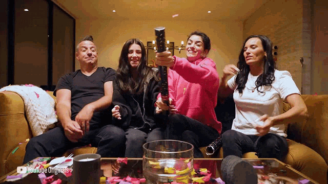 72 mensajes, memes y GIF bonitos y divertidos para felicitar la Nochevieja de 2024 7 año nuevo familia