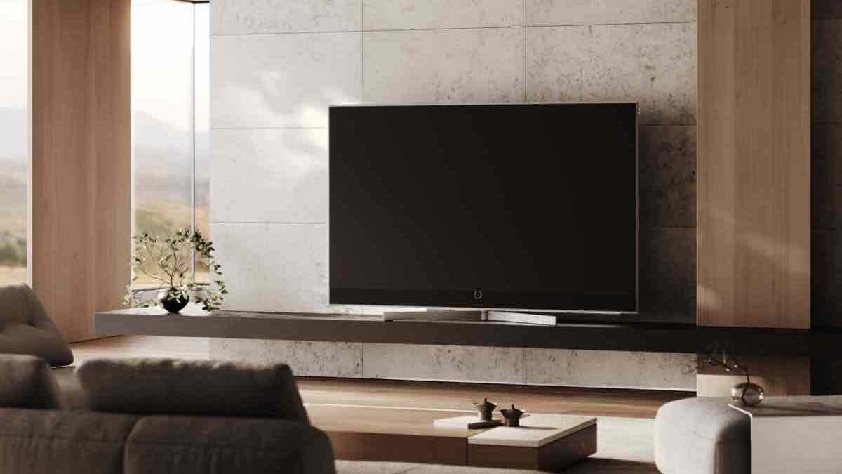 Loewe Stellar, un televisor de diseño particular y peana de granito ahora disponible en 77 y 83 pulgadas 1 Loewe_stellar_77_lifestyle