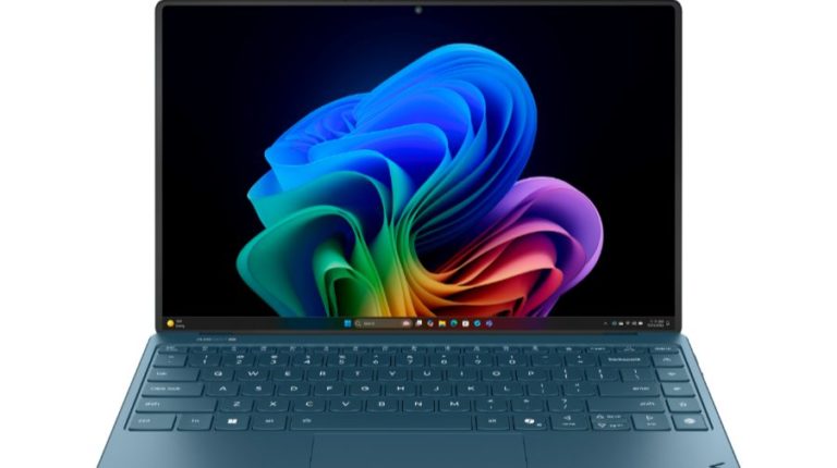 Lenovo Yoga Slim 9i, un portátil OLED ligero con resolución 4K y cámara bajo pantalla