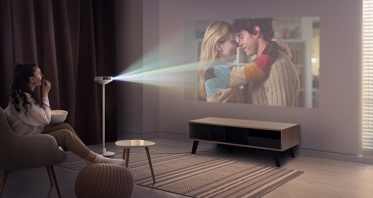 LG PF600U y LG CineBeam S, proyectores versátiles para disfrutar del cine en cualquier entorno
