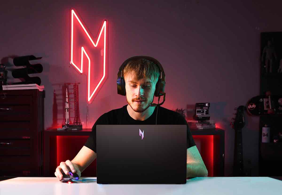 Acer Nitro V AI, portátiles de hasta 17 pulgadas para los 'gamers' más exigentes 5 Nitro-V-15-AI_ANV15-42-Lifestyle-01