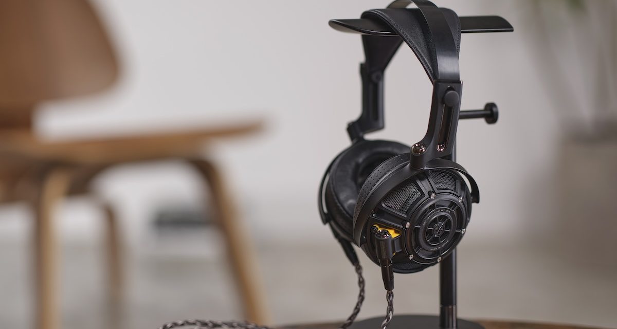 Yamaha YH-5000SE, auriculares de diadema ligeros y con máxima precisión de sonido