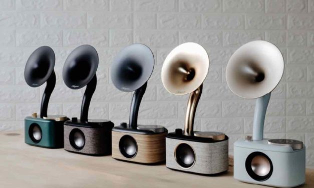 Sangean CP-100D, una radio portátil con diseño de gramófono y conexión Bluetooth