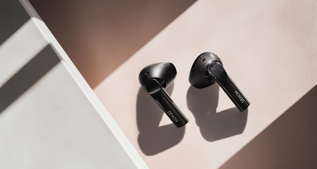 Denon AH-C500W, auriculares inalámbricos abiertos con sonido envolvente resistentes al sudor