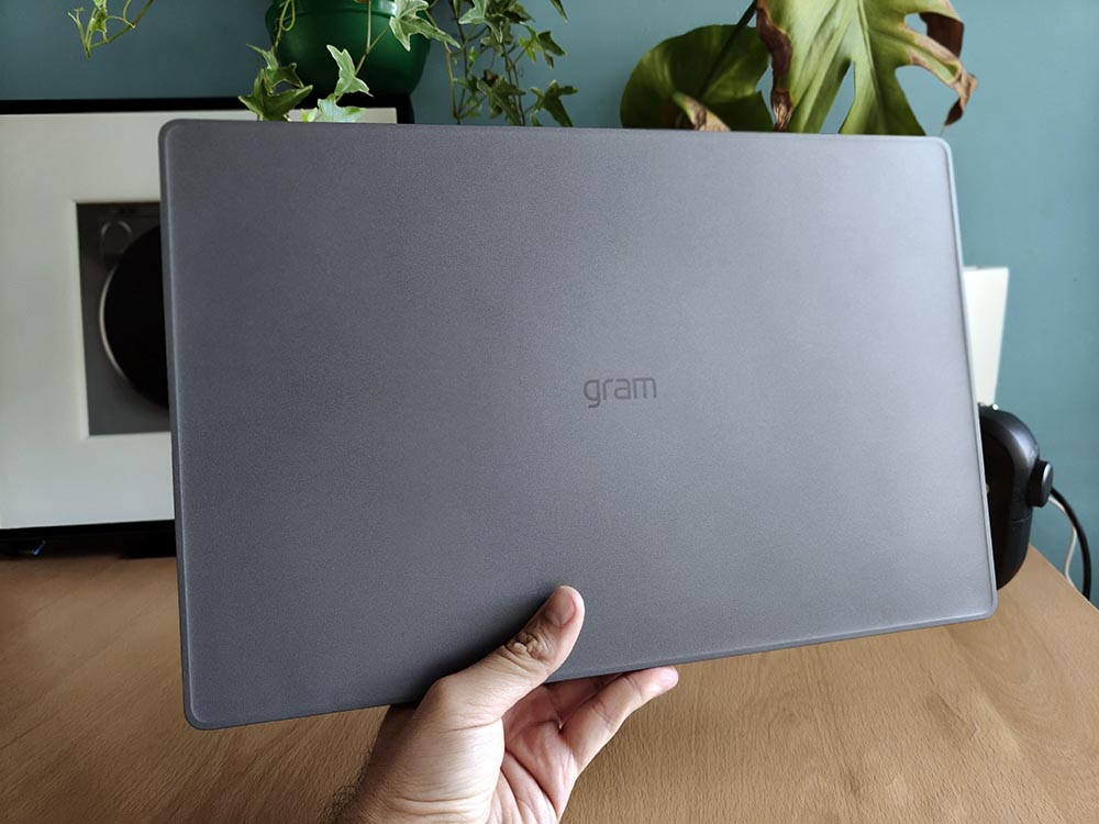 Mi experiencia con el ordenador portátil LG gram Book tras tres semanas de uso 3 Mi experiencia con el ordenador portátil LG gram Book tras tres semanas de uso 2