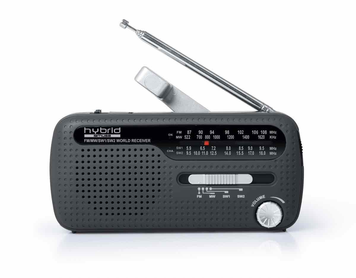 MUSE MH-07 DS, una radio a pilas con linterna LED que sirve como 'powerbank' para el móvil 2 MH-07 DS VIEW4