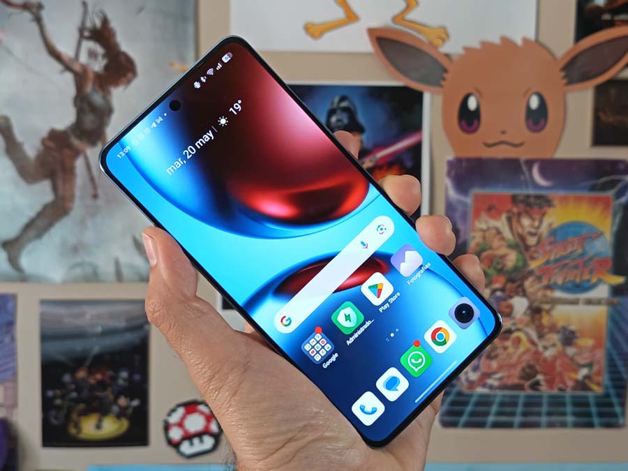 El mito de los móviles que duraban días se hace realidad (pero con todo lo de ahora) 3 realme GT 7 (1)