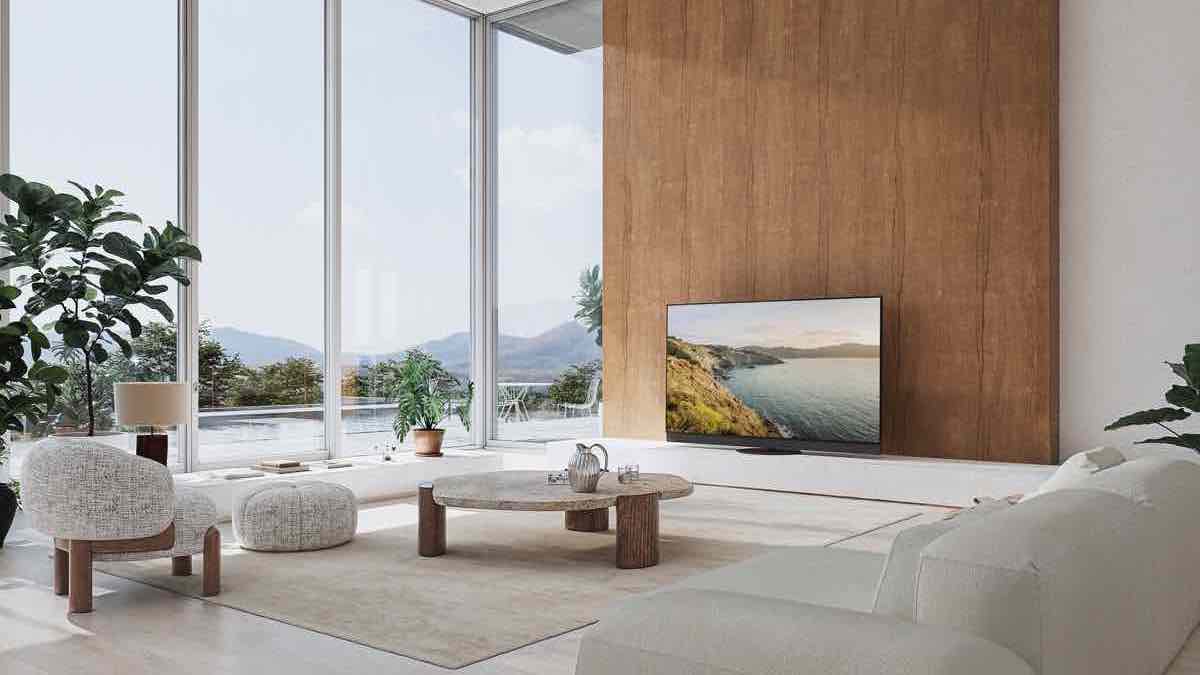 Mejores paneles OLED y sistema operativo Fire TV: así son los nuevos televisores de Panasonic en 2025 1 TV-65Z95B_P_PC_EB_EG_EK_GZ_RM_slant