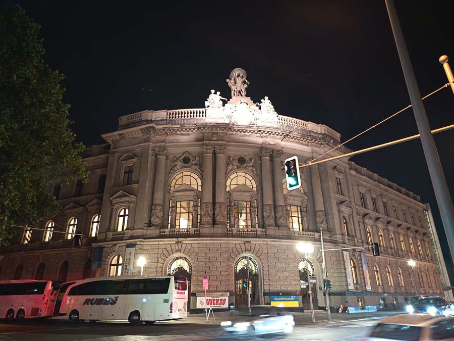 Mi experiencia con el móvil HONOR 400 Lite tras tres semanas de uso 32 Cámara HONOR 400 Lite Noche 2