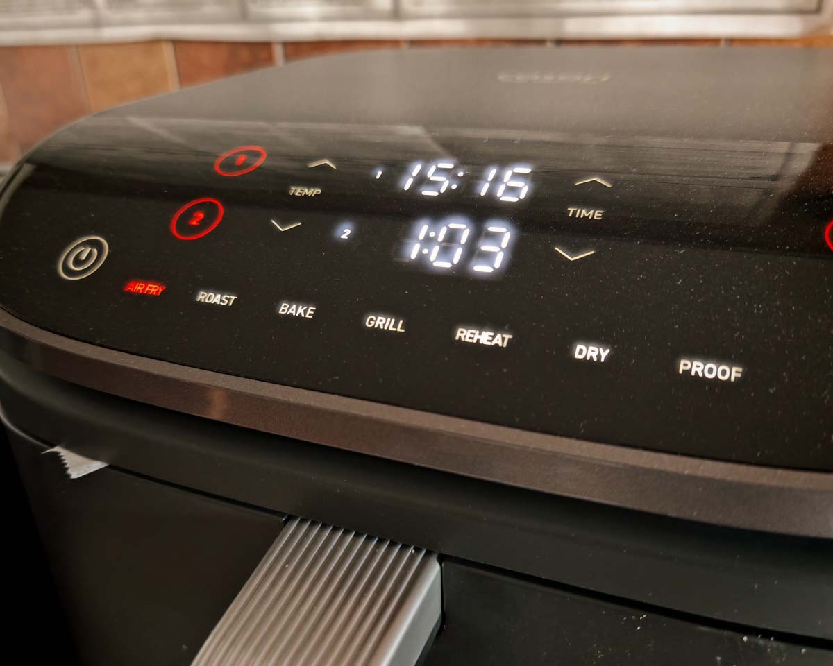 Cosori Turbo Tower Pro Smart Chef Edition botones